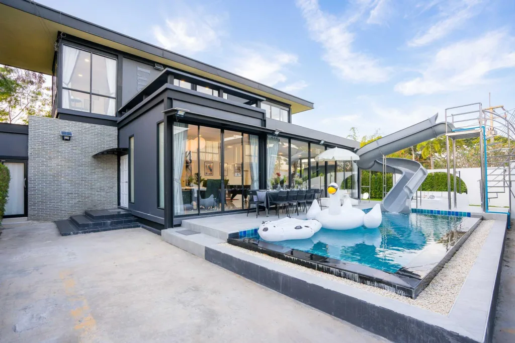 บ้าน Luca House